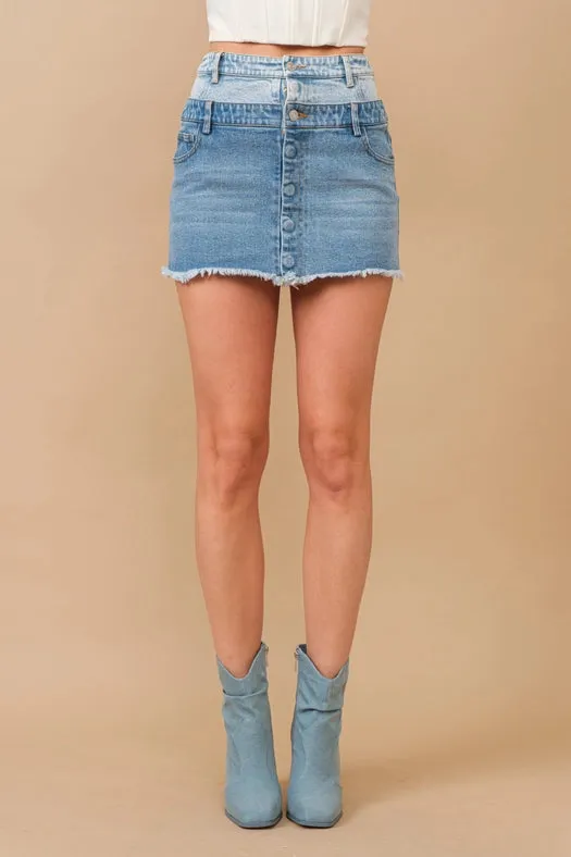 Frayed Hem Stretch Denim Mini Skirt LIGHT MED WASH