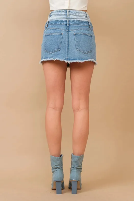 Frayed Hem Stretch Denim Mini Skirt LIGHT MED WASH